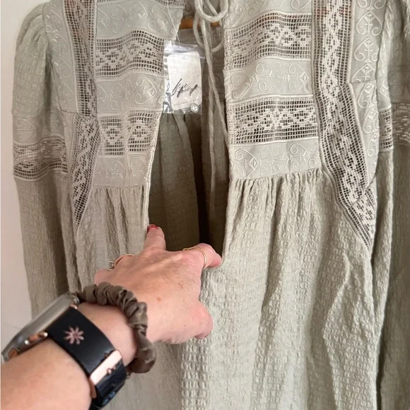 Free People Elegant Spanish Moss Women's Top - Picture 5 of 11